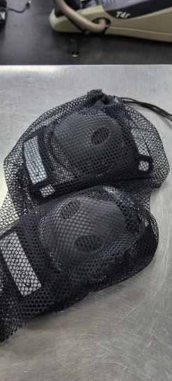New OXYGEN inline Elbow Pads Black MD