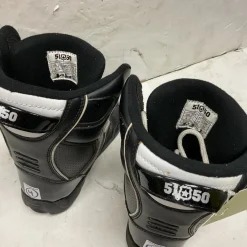 Used 5150 BRIGADE Boys Snowboard Boots Black Junior 04