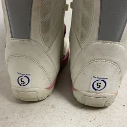 Used 5150 Girls Snowboard Boots White Junior 05