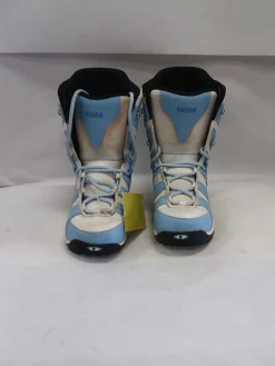 Used 5150 Junior 04 Girls' Snowboard Boots