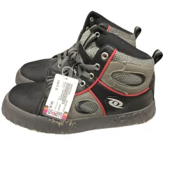 Used Acacia GRIPINATOR Broomball/Curling Shoes Senior 10