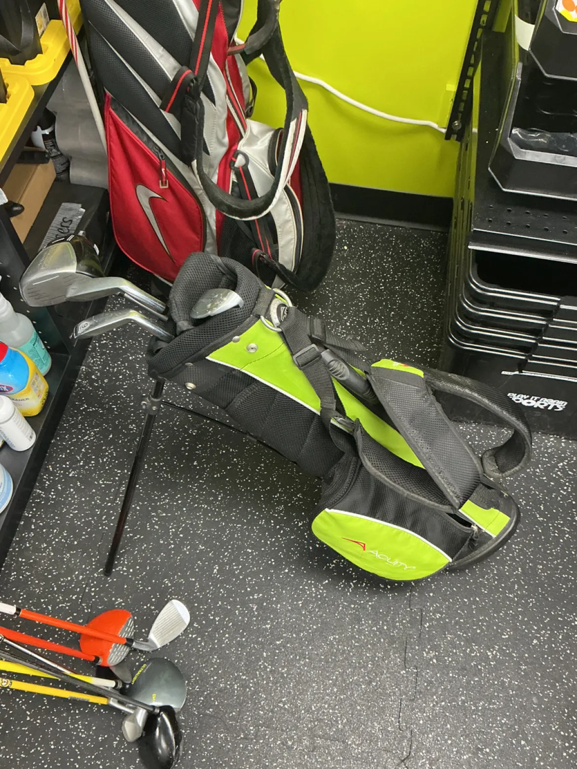Used Acuity VOLTAGE Jr Package Set LH Black And Neon Green 5 Piece