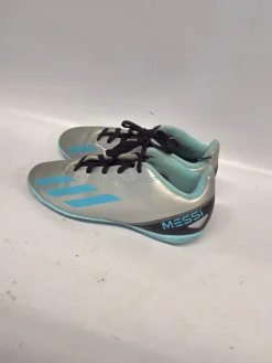 Used Adidas Soccer Indoor Shoes Grey Junior 02