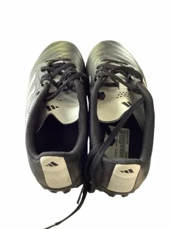 Used Adidas Soccer Indoor Shoes Black Senior 5.5