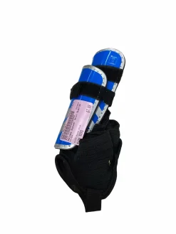 Used Adidas Soccer Shin Guards Youth Royal Blue XXXS