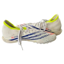 Used Adidas Soccer Turf Shoes White Junior 05.5