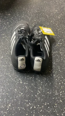 Used Adidas Soccer Turf Shoes Black Youth 08.5