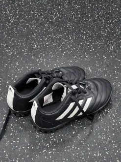 Used Adidas Soccer Turf Shoes Black Youth 13.0