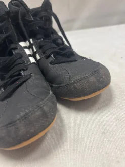 Used Adidas Wrestling Shoes Black Junior 01