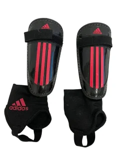 Used Adidas Youth XS Soccer Shin Guards