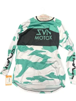 Used Adult Top None LG