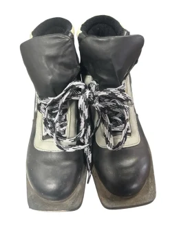 Used Air Womens 75MM XC Ski Boots Black M 08 / W 08.5-09