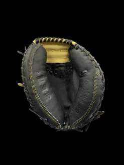 Used All Star FUTURE STAR CMFS-Y BB/SB Catchers RH Throw Black And Tan 31 1/2"