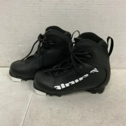 Used Alpina Boys NNN XC Ski Boots Black YT-10
