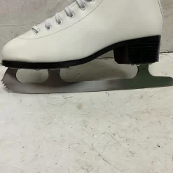Used American Athletic 522 Women’s Figure Skates White Senior 8