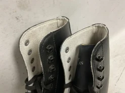 Used American Athletic Mens Figure Skates Black Senior 10