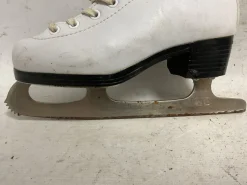 Used AMERICAN Girls Figure Skate White Junior 02