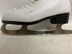Used AMERICAN Women's Figure Skates White Senior 7