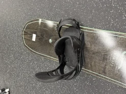 Used Arbor ELEMENT Mens Board/Bindings Black 158 cm