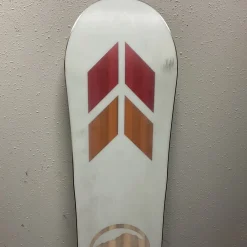 Used Arbor POPPARAZZI Womens Snowboard Only White And Red 144 cm