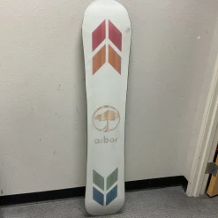 Used Arbor POPPARAZZI Womens Snowboard Only White And Red 144 cm