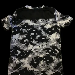 Used Athletic Works Soccer Top Yth Black XS