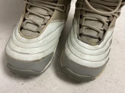 Used ATLANTIS Women's Snowboard Boots White Senior 8