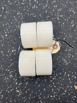Used ATOM TONE Inline Wheels 62MM