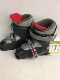 Used AXIS 2 Boys DH Ski Boot Black 225 MP - J04.5 - W5.5