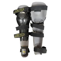 Used AXO Adult Motocross Knee Guard Black Large
