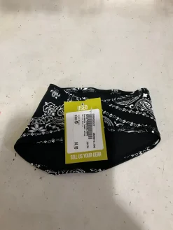 Used Battle Sports Outerwear Other A Black MD