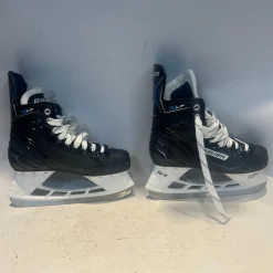 Used Bauer BAUER XLP Junior Hockey Skate Junior 04