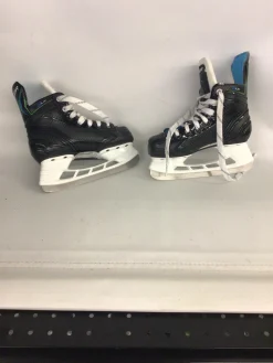 Used Bauer BAUER XLP Youth Hockey Skate Youth 13.0