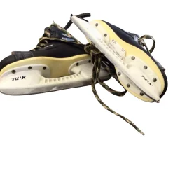 Used Bauer CHARGER Youth Hockey Skate Youth 06.0