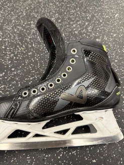 Used Bauer ELITE Senior Goalie Skate Senior 7.5