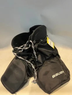 Used Bauer Junior Hockey Bottom LG
