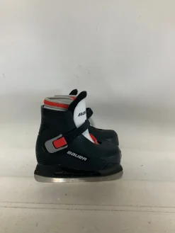 Used Bauer LIL CHAMP 8/9 Boys Softboot Skate Black Youth 06.0
