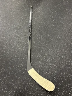 Used Bauer NEXUS 1000 Youth One Piece Right 50 Flex