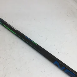 Used Bauer NEXUS GEO 40 FLEX P28 HOCKEY STICK RH Junior One Piece Right 40 Flex