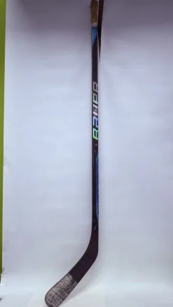 Used Bauer NEXUS SYNC Junior One Piece Right 30 Flex
