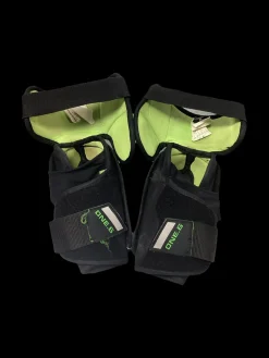 Used Bauer ONE.6 Senior Elbow Pads MD