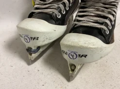 Used Bauer PERFORMANCE Junior Goalie Skate Junior 04
