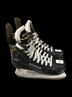 Used Bauer SUPREME M1 Intermediate Hockey Skate Intermediate 4.5