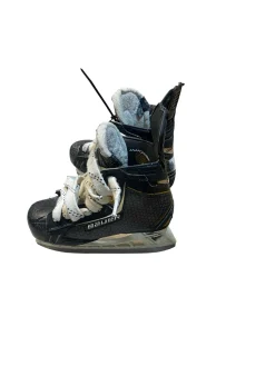 Used Bauer SUPREME ONE 9 Youth Hockey Skate Youth 12.5