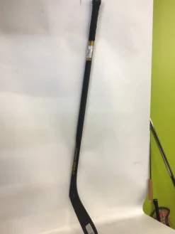 Used Bauer SUPREME ONE.6 Junior One Piece Left 52 Flex