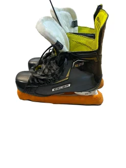 Used Bauer SUPREME S29 Senior Hockey Skate Senior 6.5