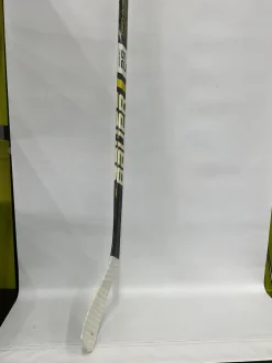 Used Bauer SUPREME 2S Youth One Piece Right 45 Flex