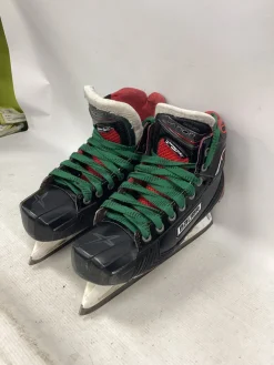 Used Bauer VAPOR Intermediate Goalie Skate Intermediate 5.5