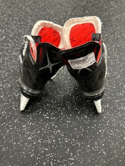 Used Bauer VAPOR SELECT X Intermediate Hockey Skate Intermediate 5.5