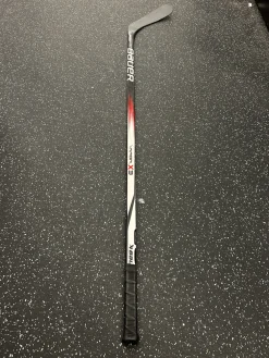 Used Bauer VAPOR X3 Inter One Pce Right Grip 77 Flex